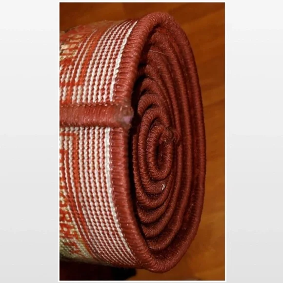 1.87’X6.91’ Red Turkish Runner Rug